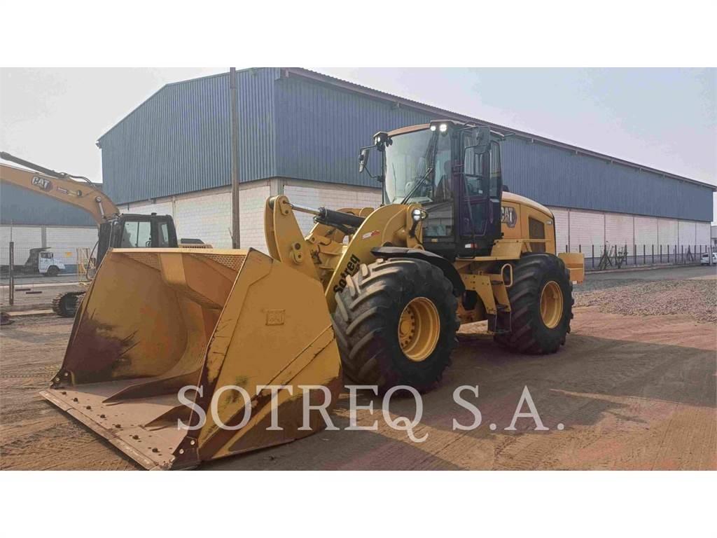 CAT 938K Utovarivači na kotačima