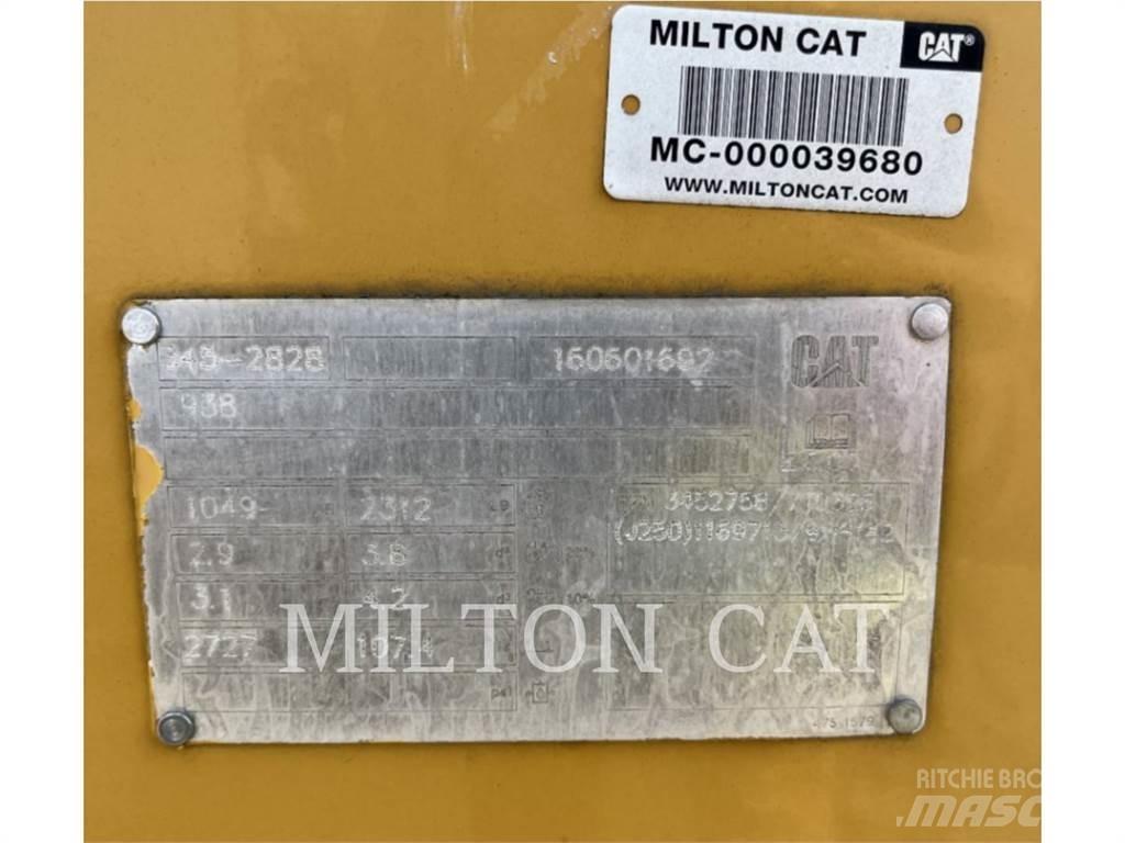 CAT 938K PIN ON BUCKET Kašike / Korpe