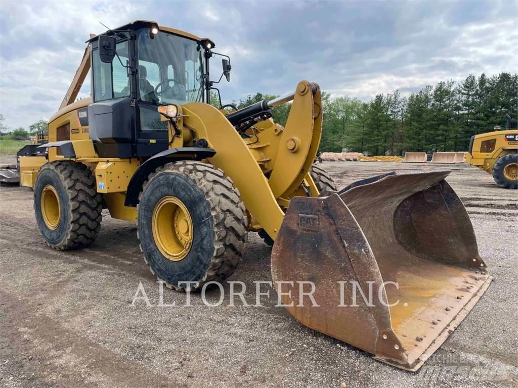 CAT 938M Utovarivači na kotačima