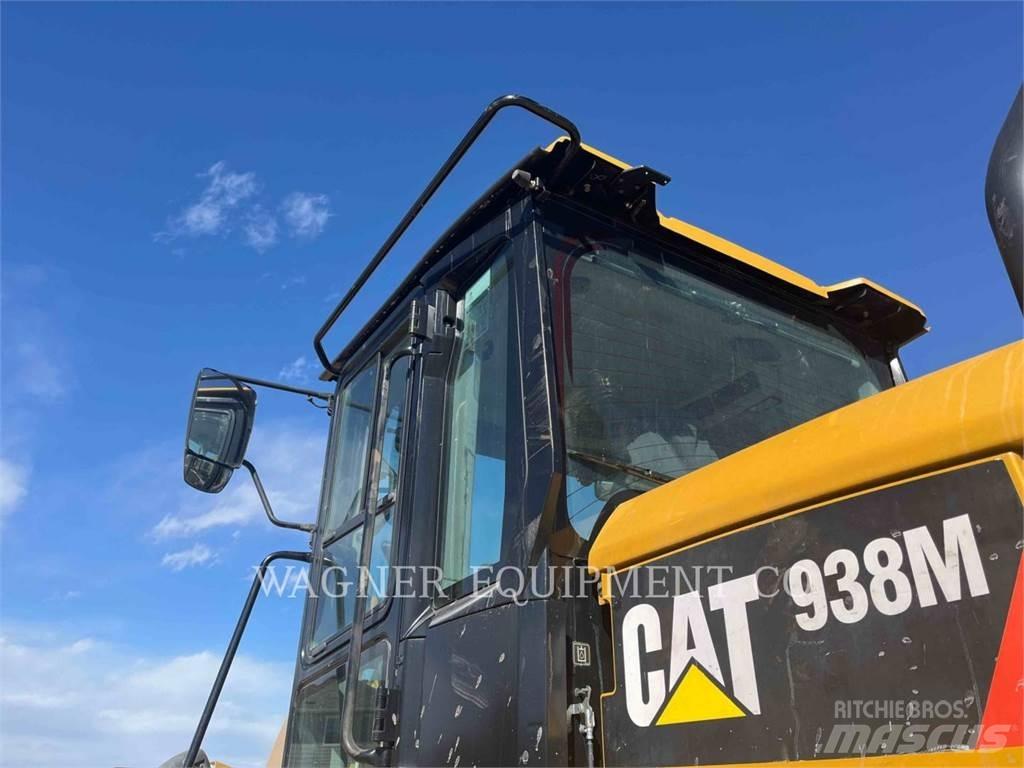 CAT 938M Utovarivači na kotačima