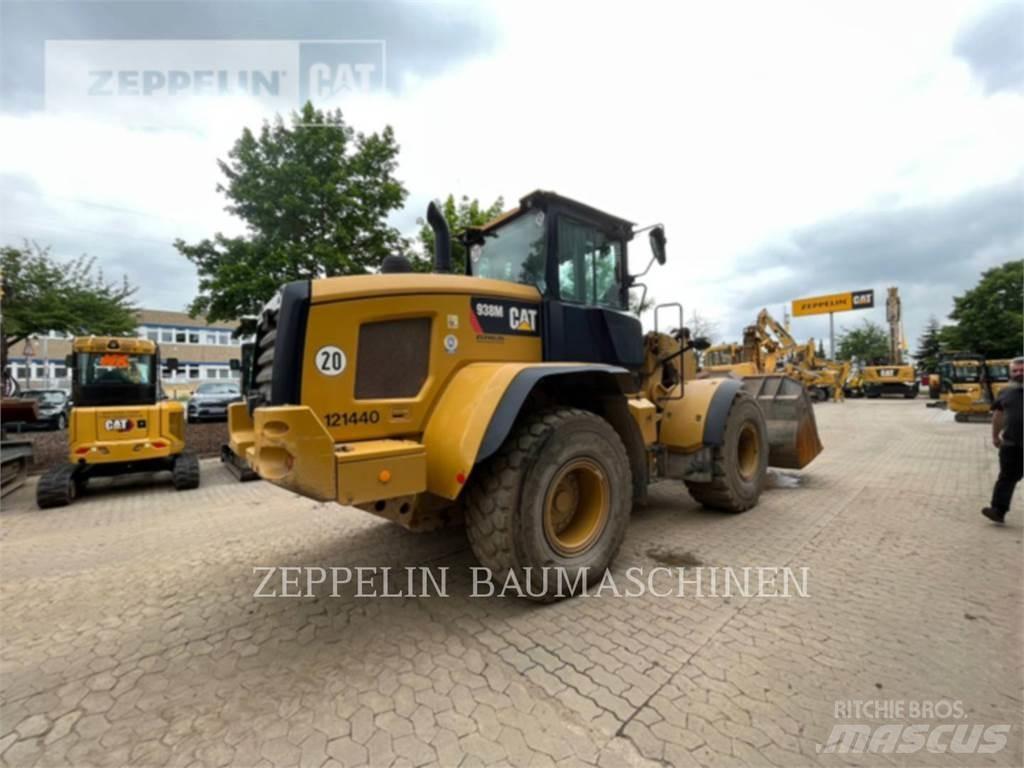 CAT 938M Utovarivači na kotačima