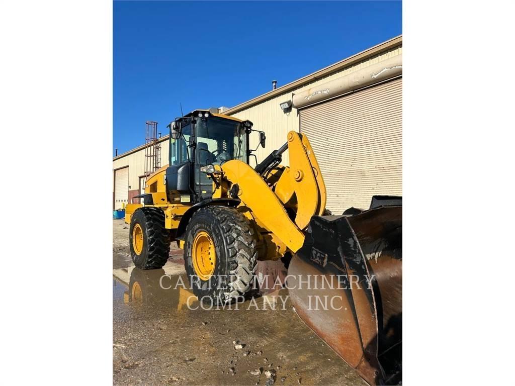 CAT 938M Utovarivači na kotačima