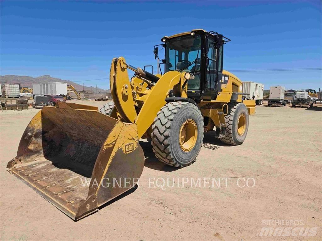 CAT 938M Utovarivači na kotačima