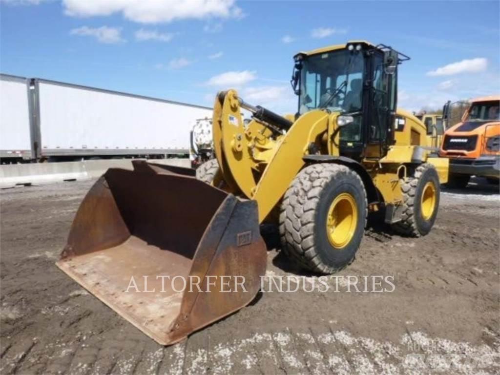 CAT 938M Utovarivači na kotačima
