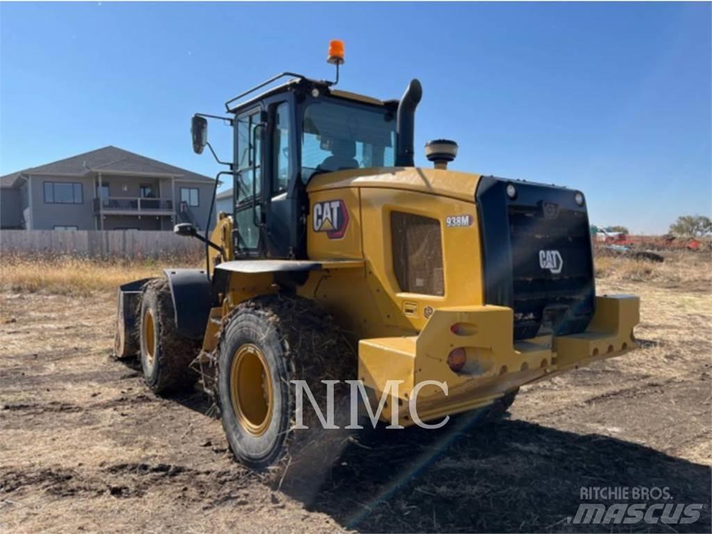 CAT 938M Utovarivači na kotačima