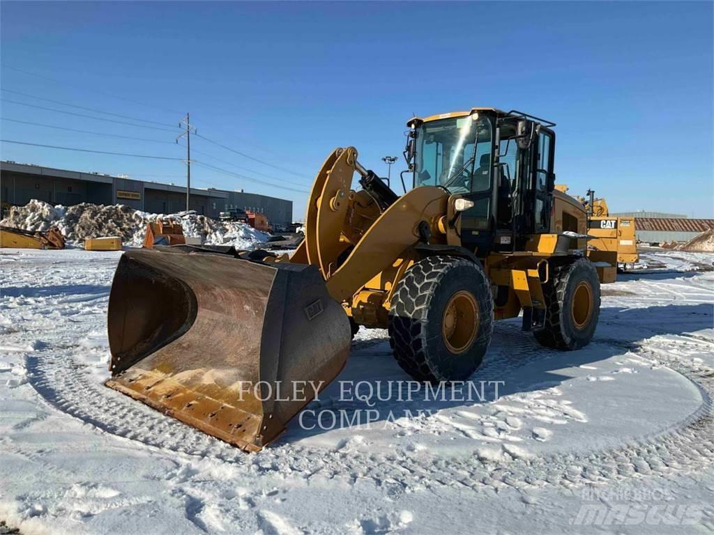 CAT 938M Utovarivači na kotačima
