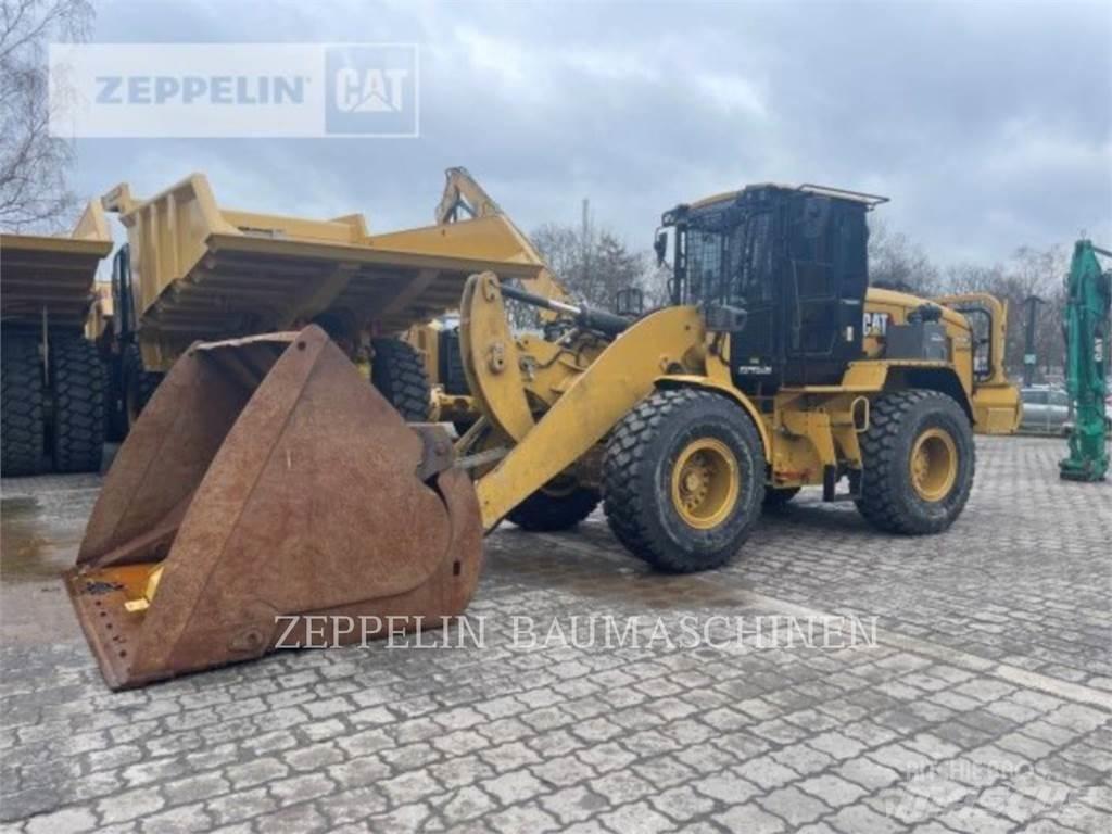 CAT 938M Utovarivači na kotačima