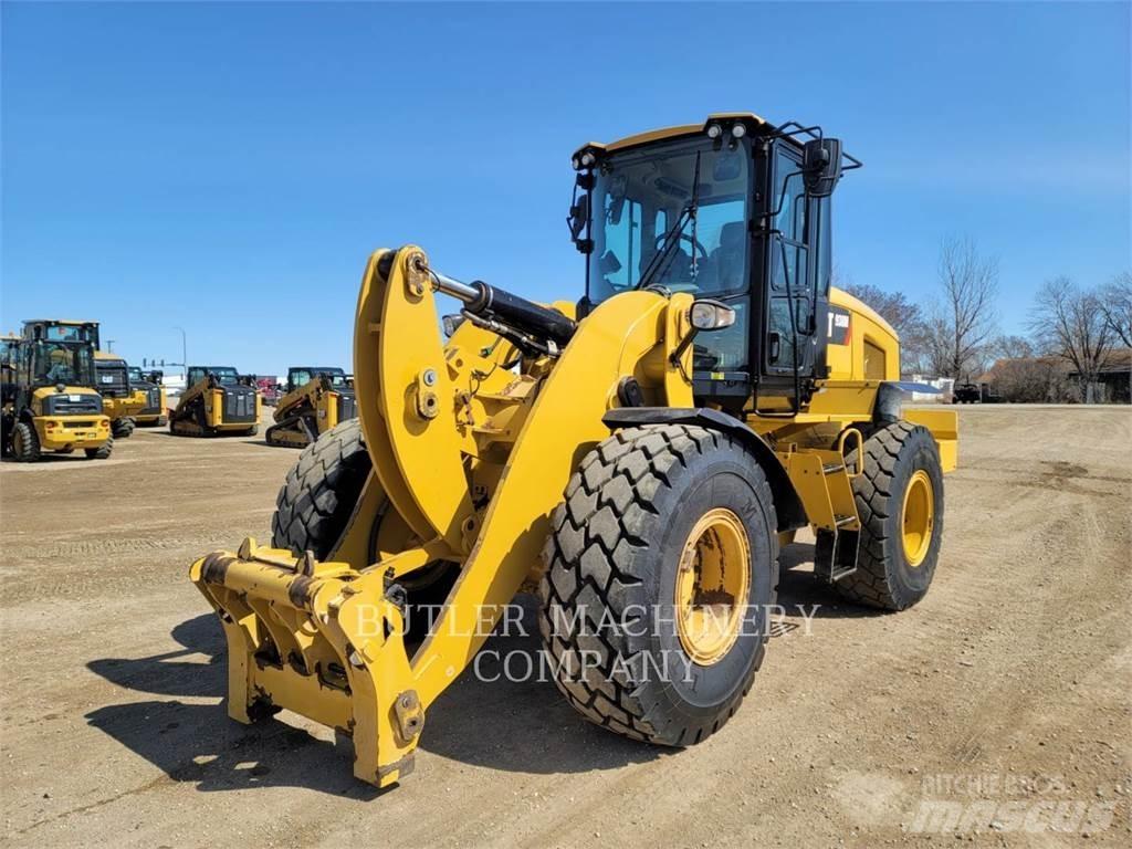 CAT 938M Utovarivači na kotačima