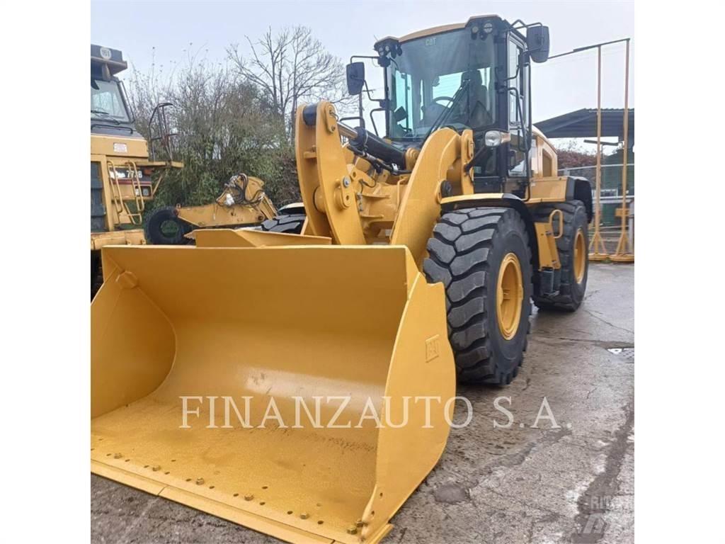 CAT 938M Utovarivači na kotačima