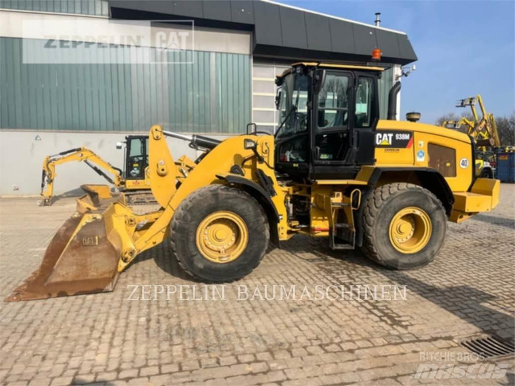 CAT 938M Utovarivači na kotačima