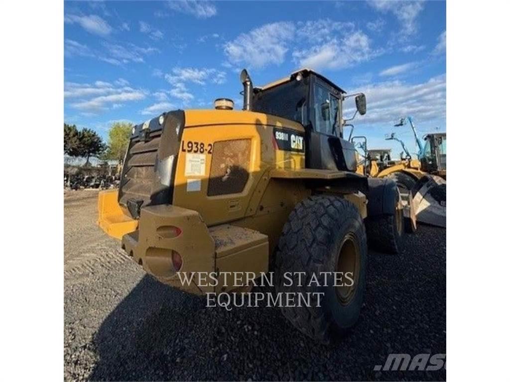 CAT 938M Utovarivači na kotačima