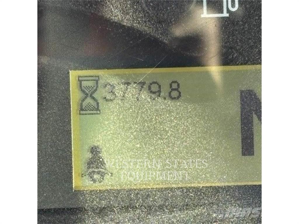 CAT 938M Utovarivači na kotačima