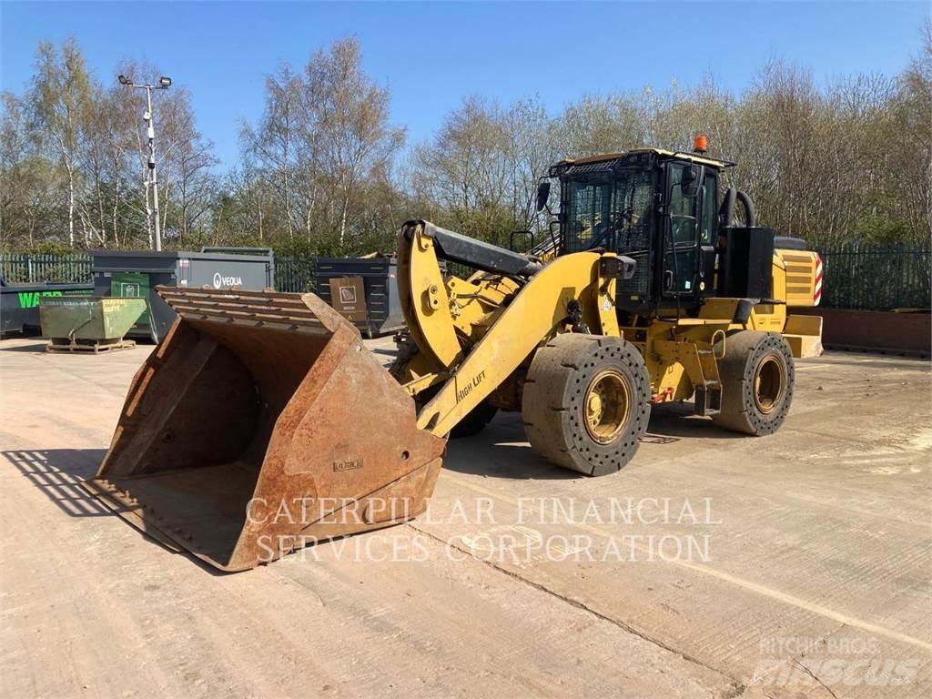 CAT 938M Utovarivači na kotačima