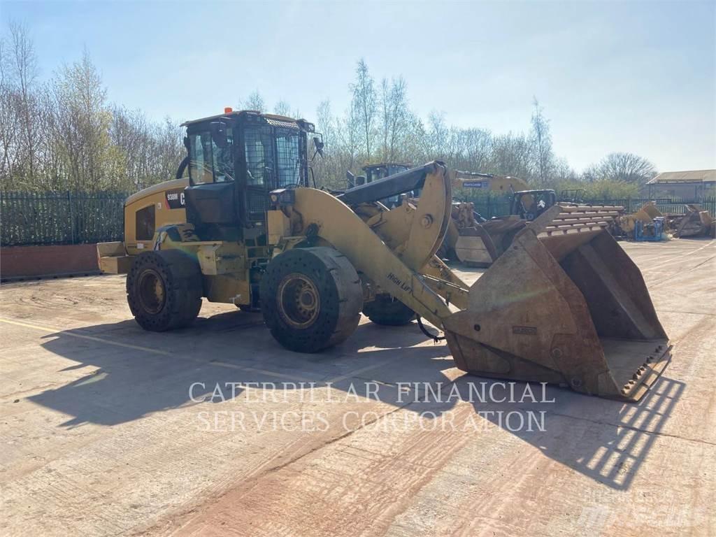 CAT 938M Utovarivači na kotačima