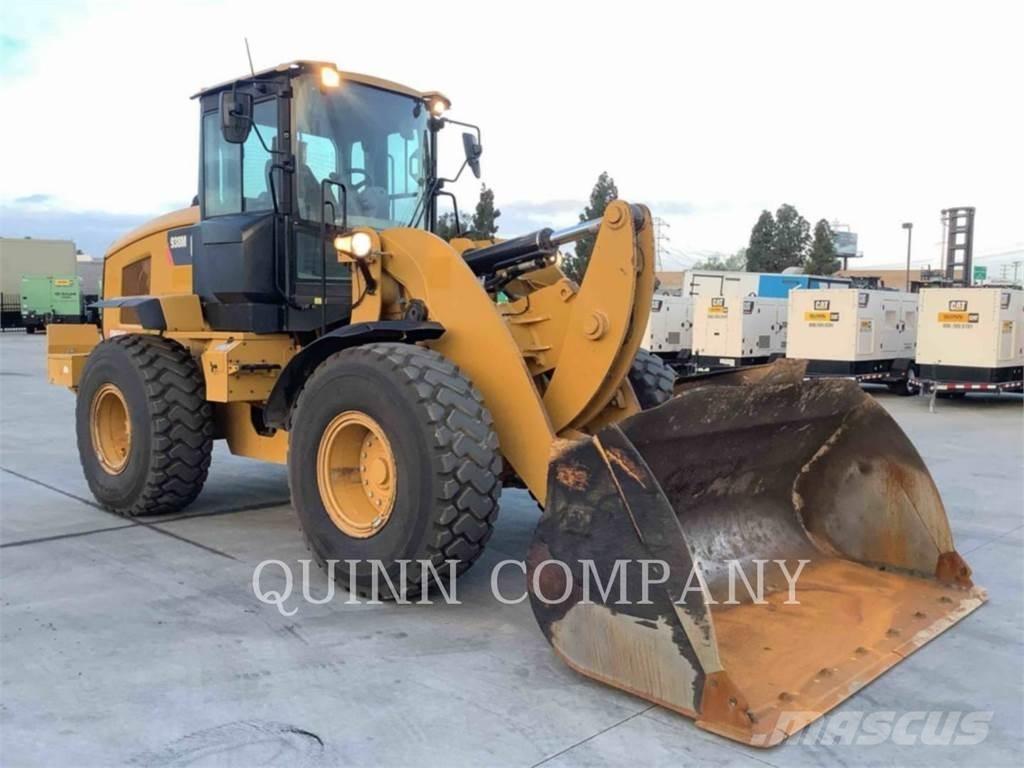 CAT 938M Utovarivači na kotačima
