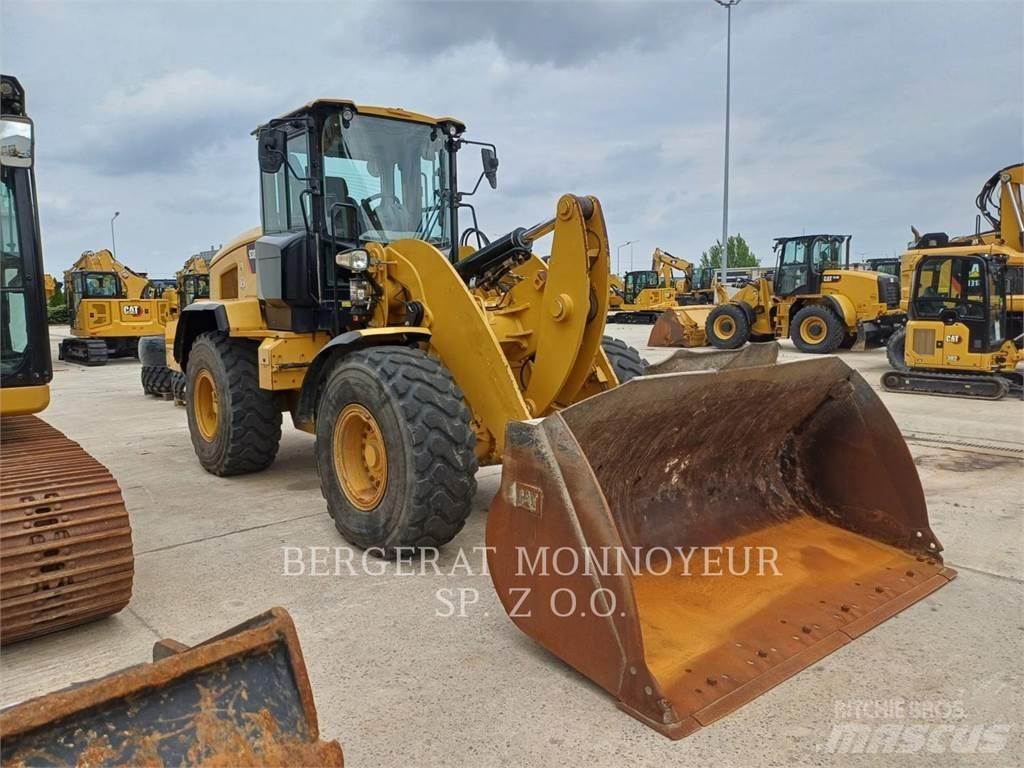 CAT 938M Utovarivači na kotačima
