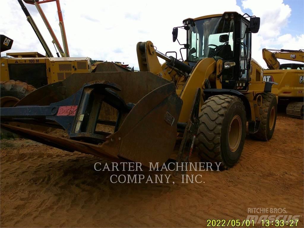 CAT 938M Utovarivači na kotačima