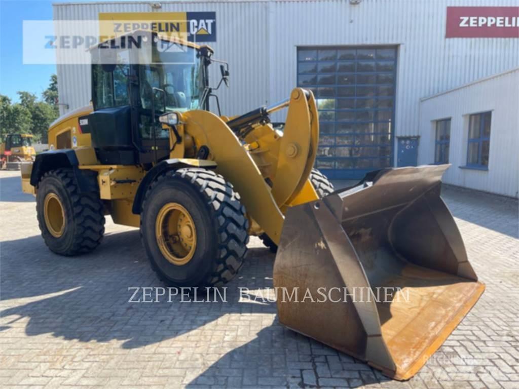 CAT 938M Utovarivači na kotačima