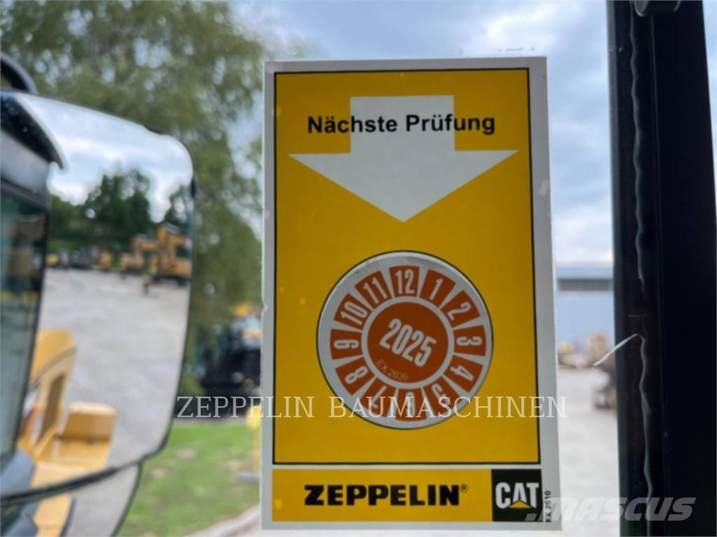 CAT 938M Utovarivači na kotačima