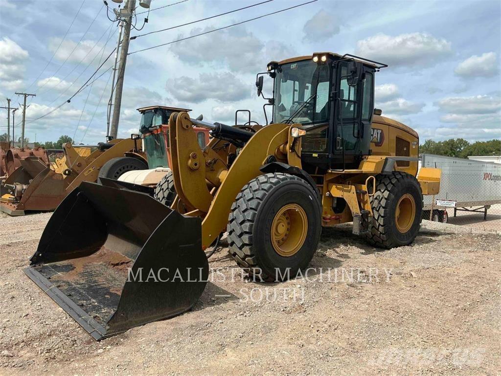 CAT 938M Utovarivači na kotačima