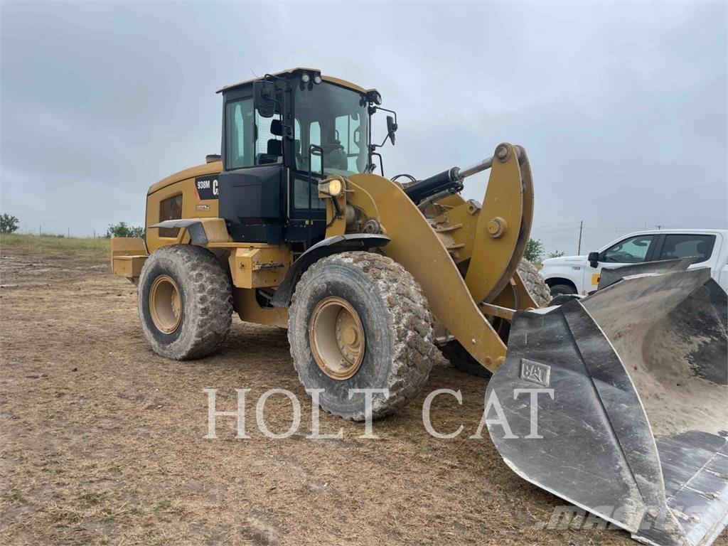 CAT 938M Utovarivači na kotačima
