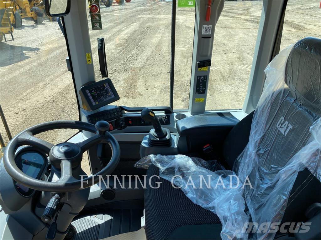 CAT 938M Utovarivači na kotačima