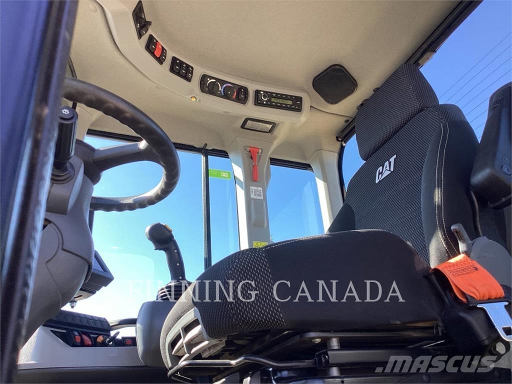 CAT 938M Utovarivači na kotačima