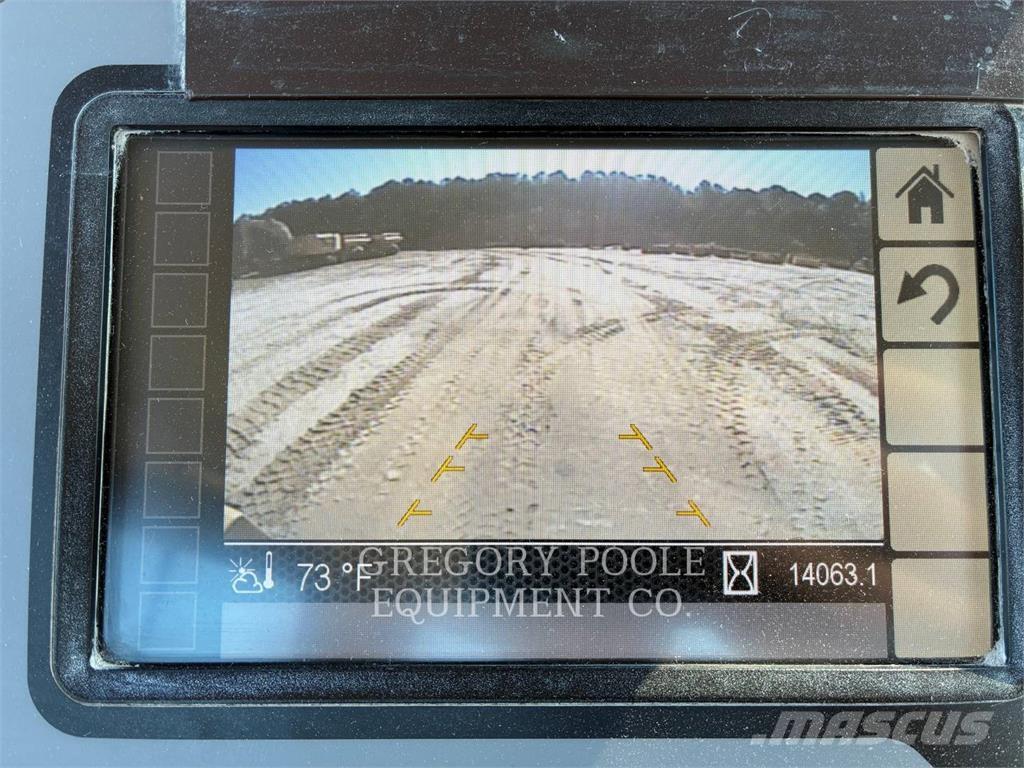 CAT 938M Utovarivači na kotačima