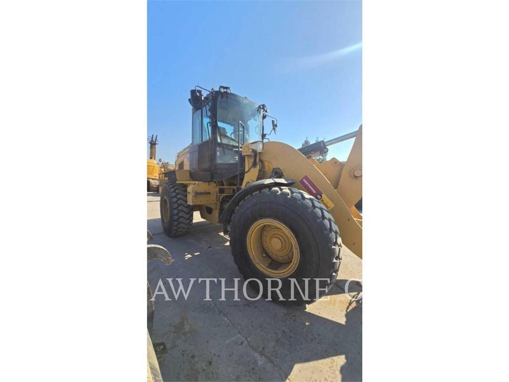 CAT 938M Utovarivači na kotačima