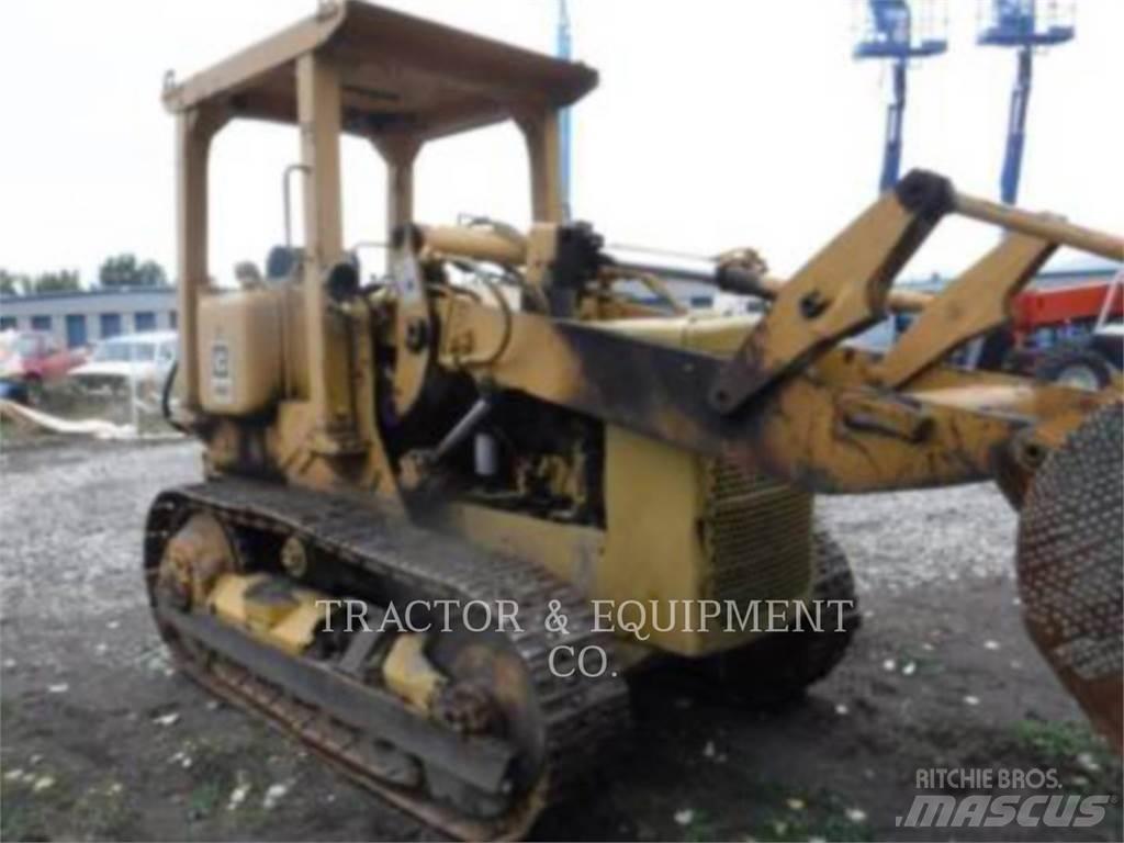 CAT 941B Buldožeri gusjeničari
