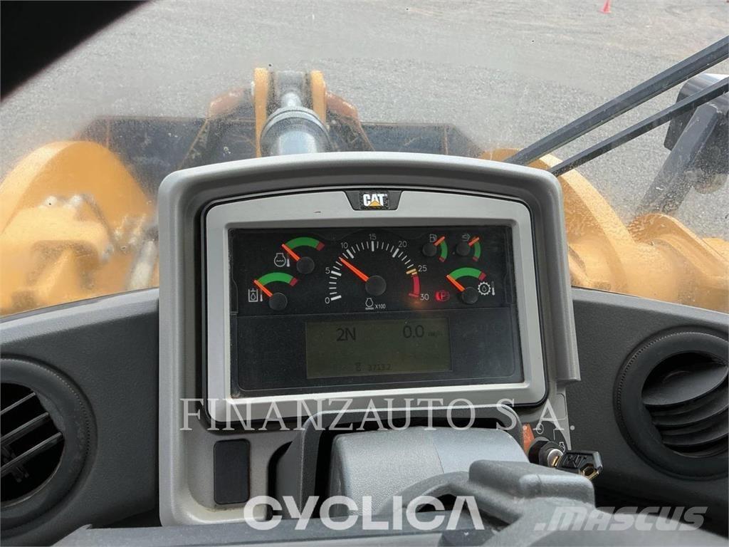 CAT 950M Utovarivači na kotačima