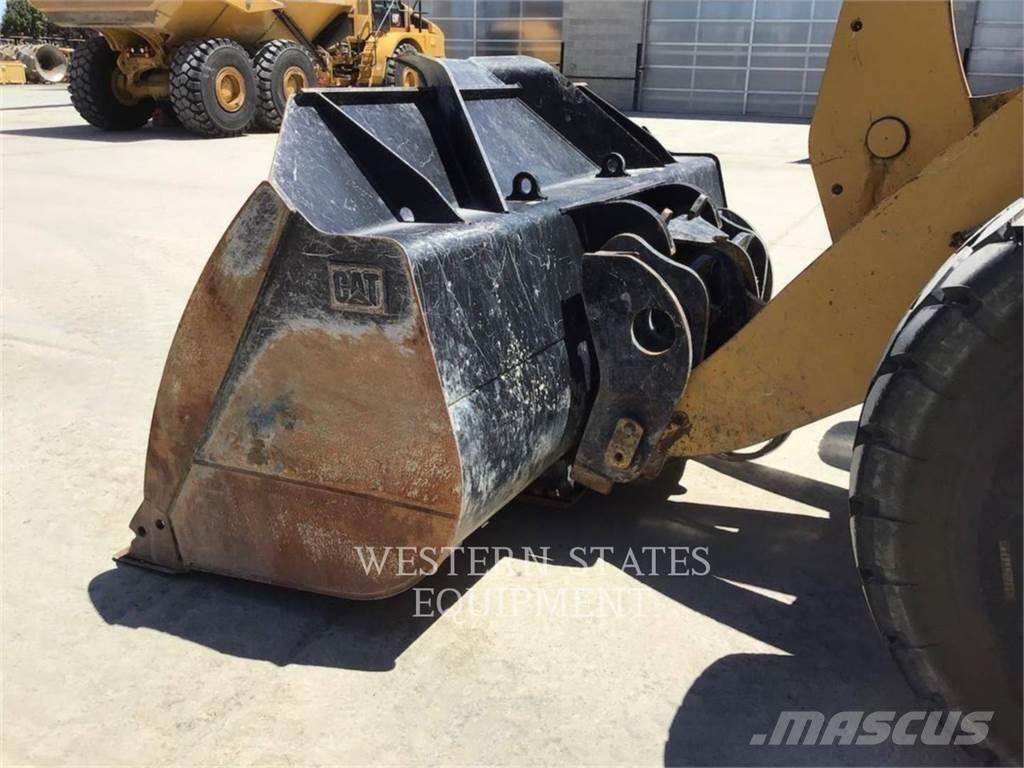 CAT 950M Utovarivači na kotačima