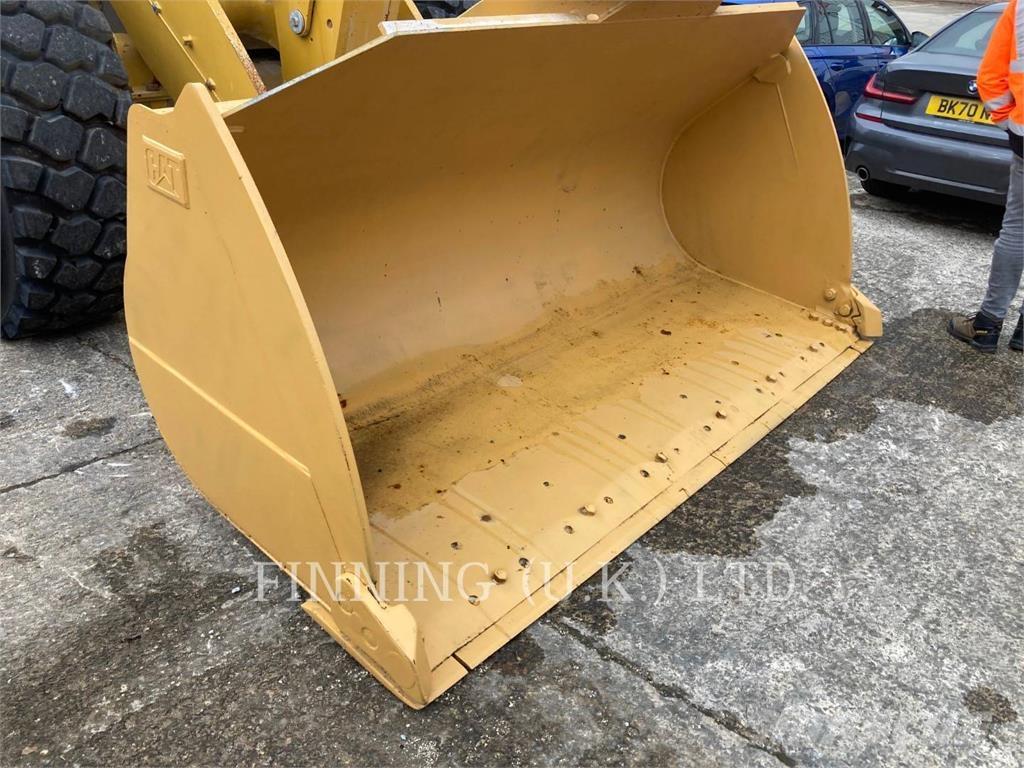 CAT 950M Utovarivači na kotačima