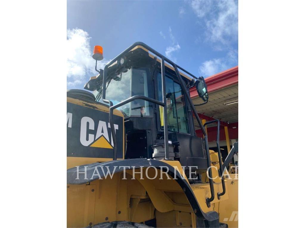 CAT 950M Utovarivači na kotačima