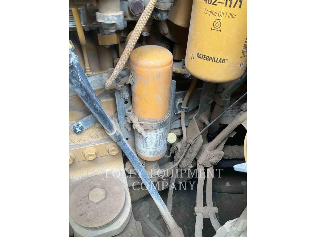 CAT 953D Utovarivači gusjeničari