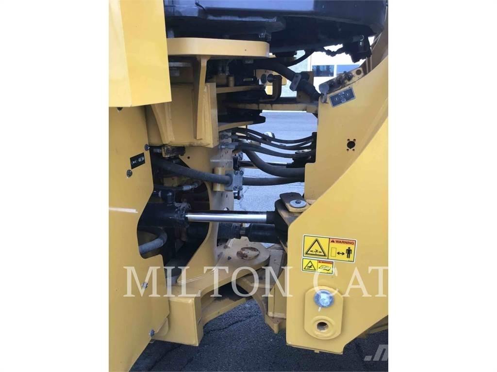 CAT 962M Utovarivači na kotačima
