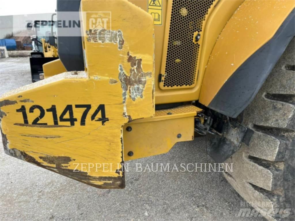 CAT 962M Utovarivači na kotačima