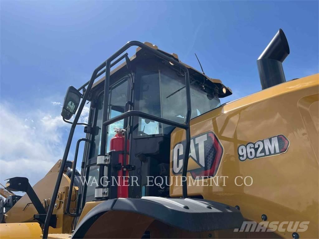 CAT 962M Utovarivači na kotačima