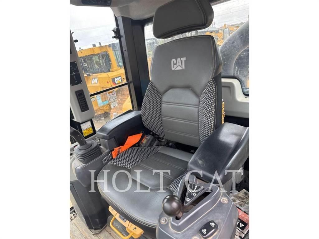 CAT 963 Utovarivači gusjeničari