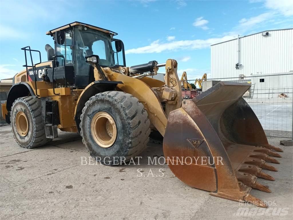 CAT 966M Utovarivači na kotačima