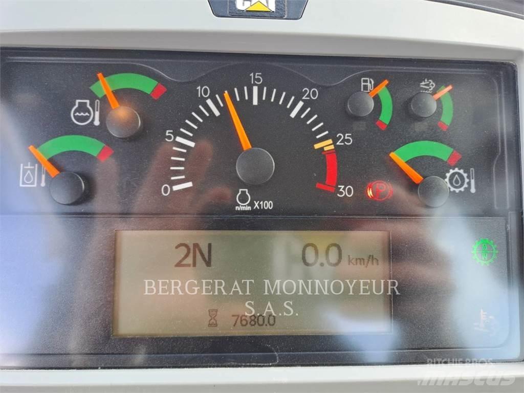 CAT 966M Utovarivači na kotačima