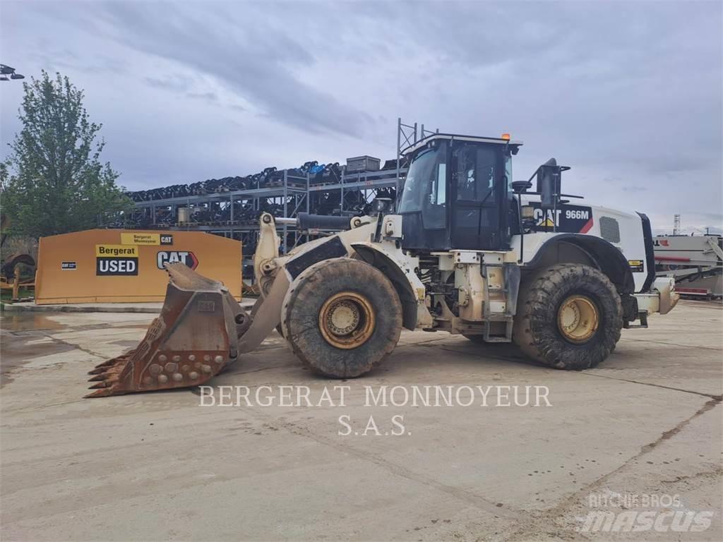 CAT 966M Utovarivači na kotačima