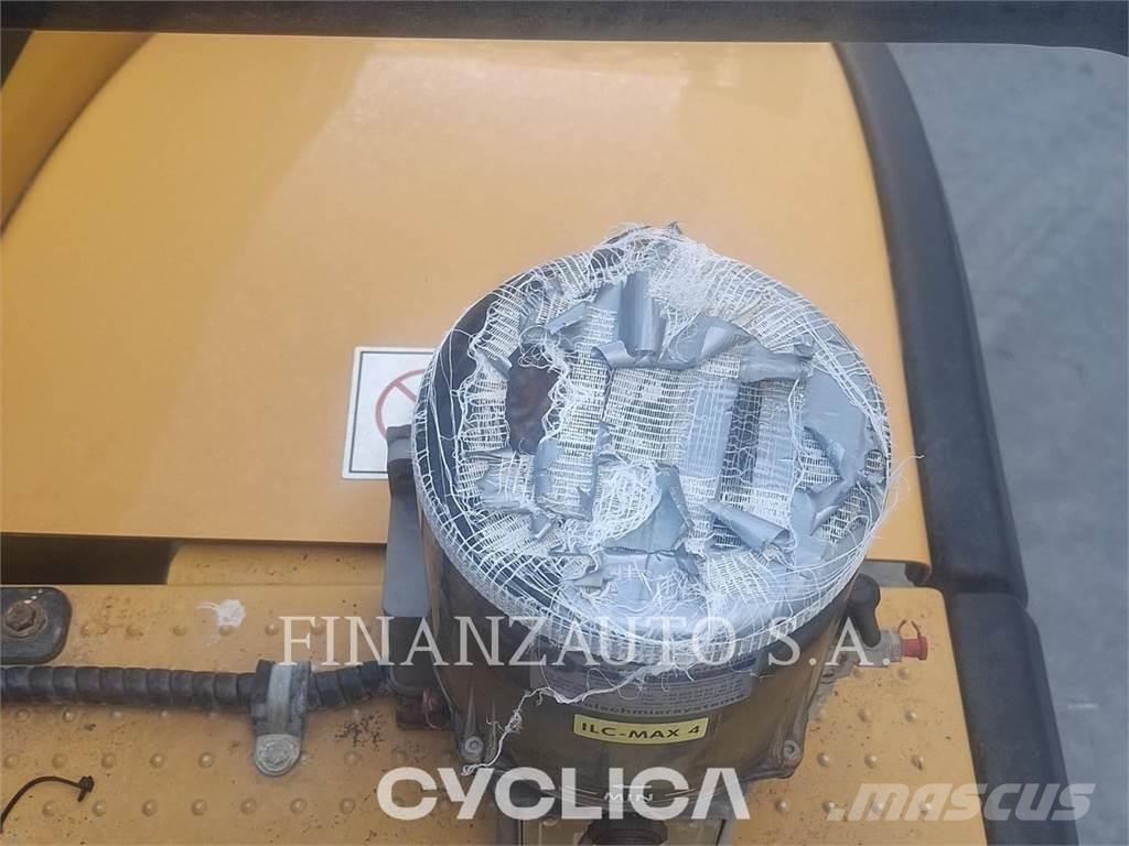 CAT 966M Utovarivači na kotačima