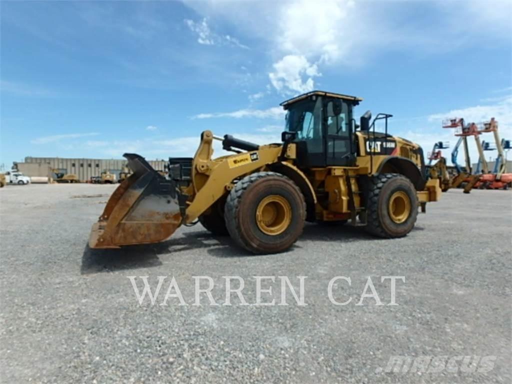 CAT 966M Utovarivači na kotačima