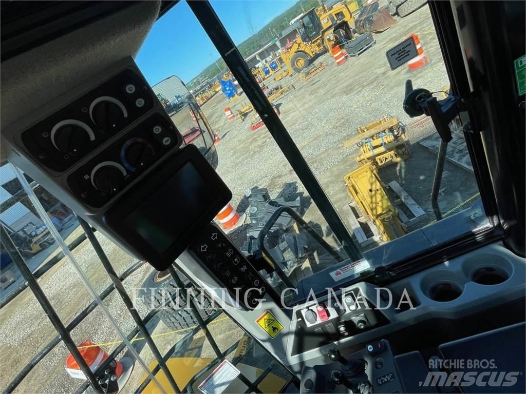 CAT 966M Utovarivači na kotačima
