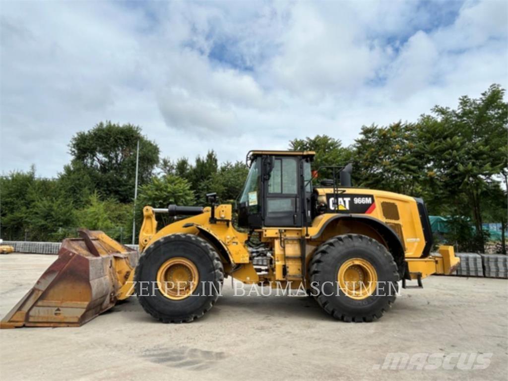 CAT 966M Utovarivači na kotačima