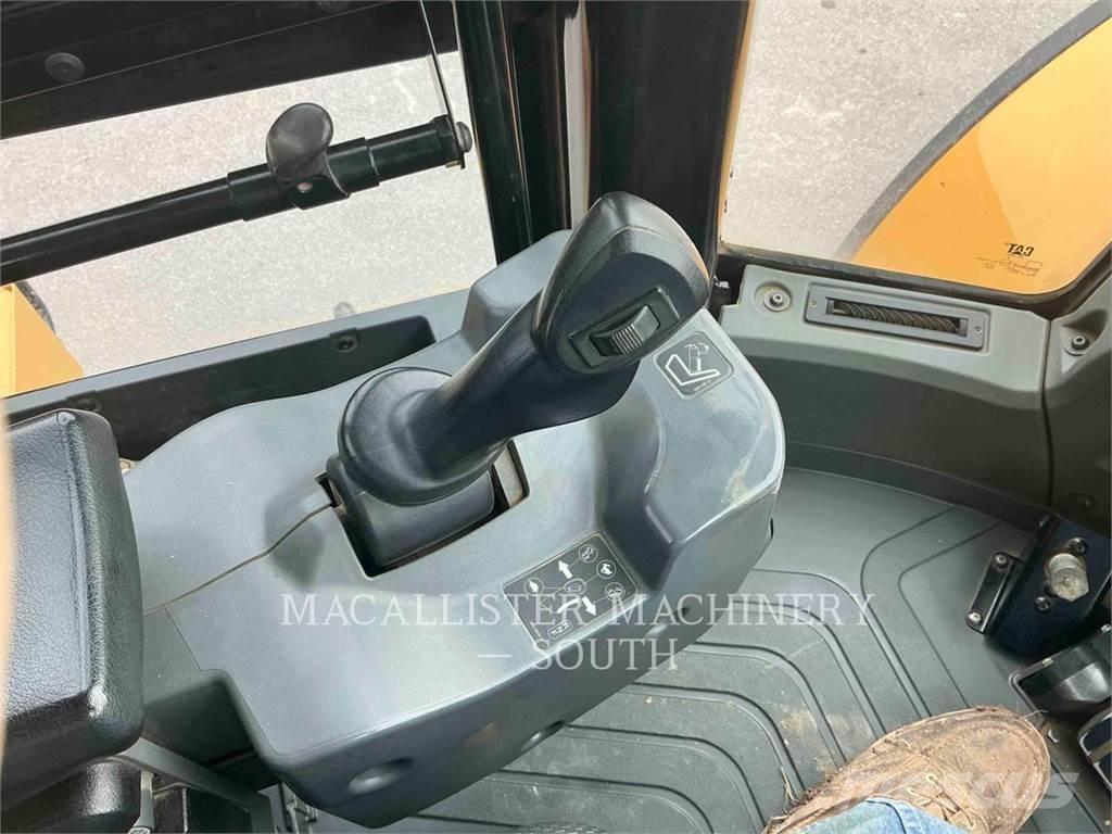 CAT 966M Utovarivači na kotačima