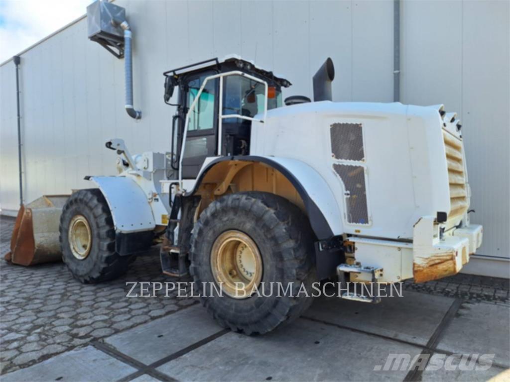 CAT 966M Utovarivači na kotačima