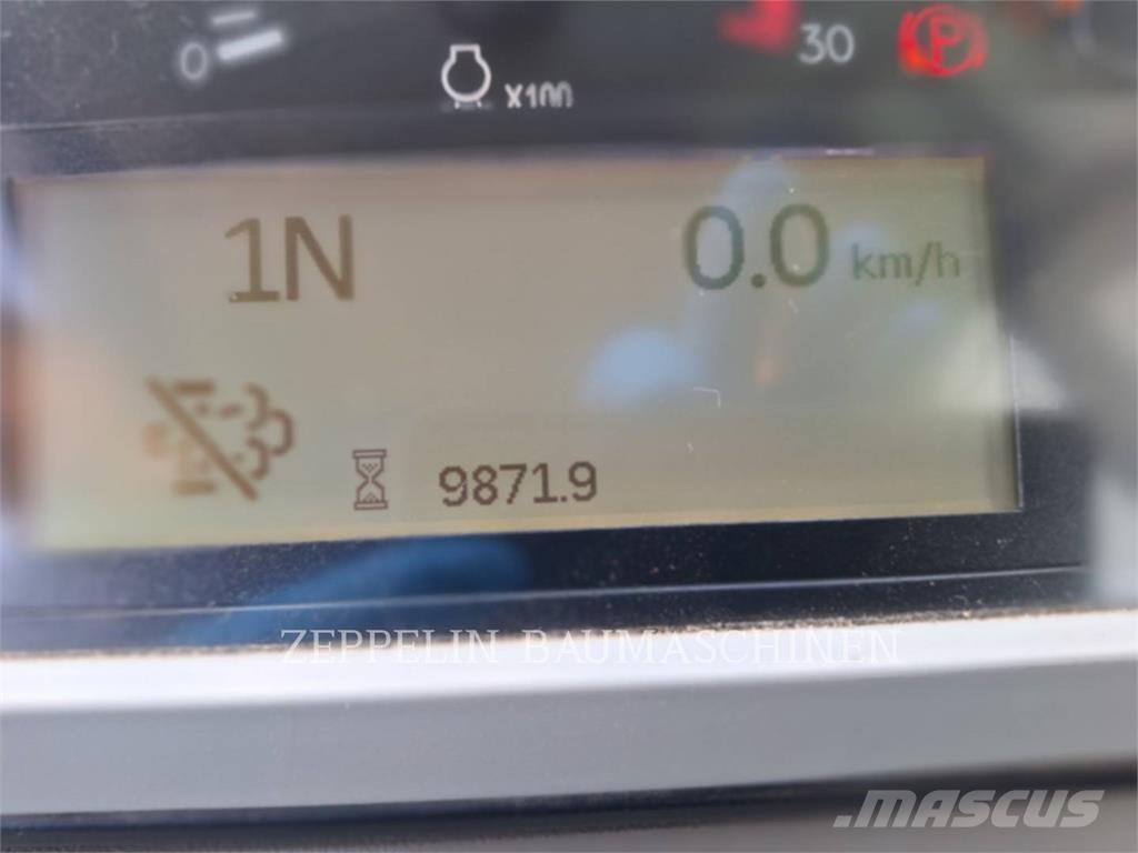 CAT 966M Utovarivači na kotačima