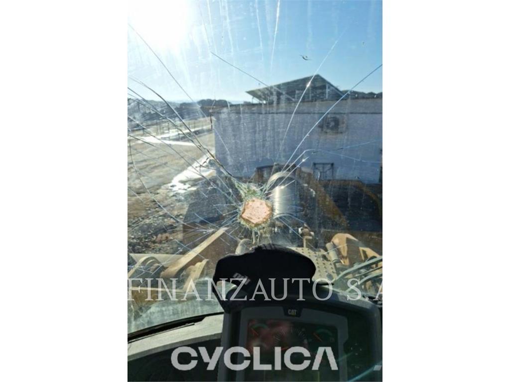 CAT 972K Utovarivači na kotačima